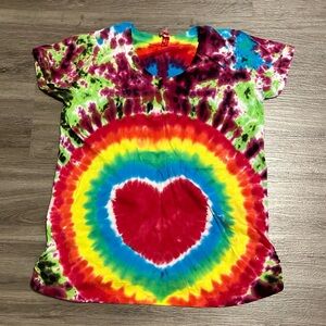 Handmade Tie Dyed Maternity Shirt with Heart on Belly size Small NWOT